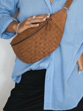 Mandrn Woven Atlas Crossbody Bag